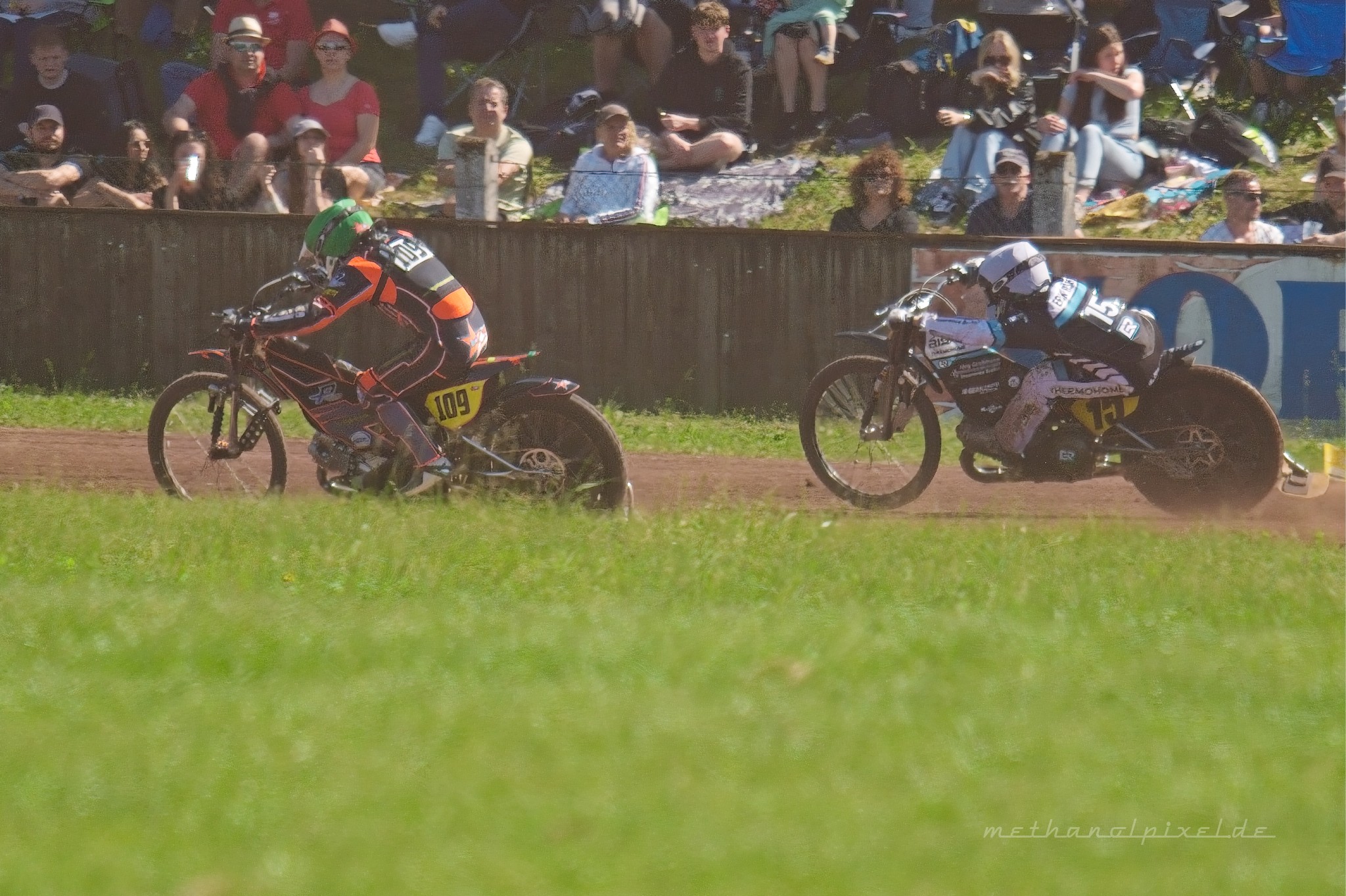 ILCE 7M4   A7400970 2048